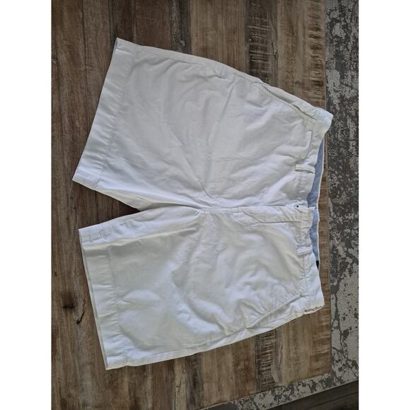 Polo Ralph Lauren Chino Shorts Men's Size 40 White Stretch Classic Fit 9" - Picture 1 of 3